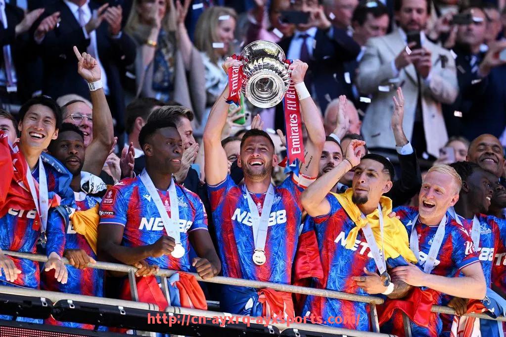 爱游戏体育-2019年中超联赛排名及赛程详细解析 爱游戏体育-2019年中超联赛排名及赛程详细解析