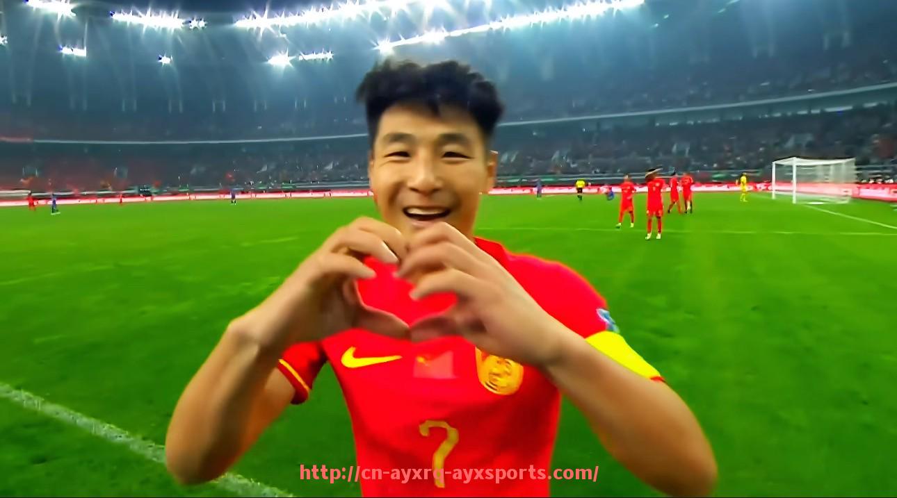 爱游戏体育-德甲球队降级后球员情绪与场面真实记录