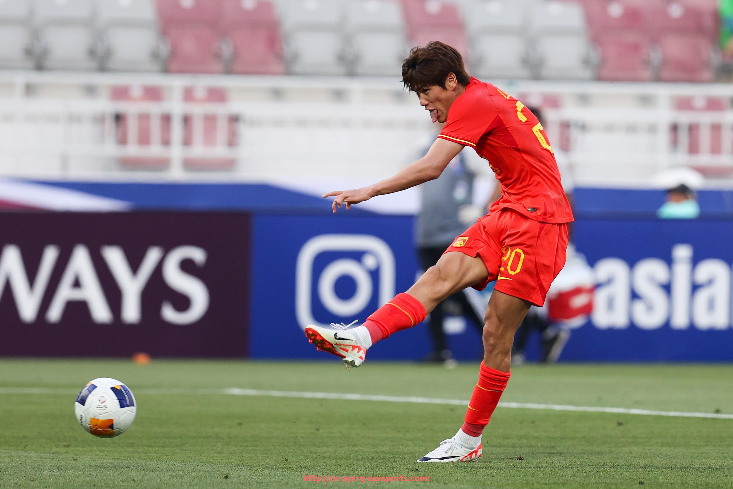 爱游戏体育-法甲赛季比赛总结报告及球队战术表现评析 爱游戏体育-法甲赛季比赛总结报告及球队战术表现评析