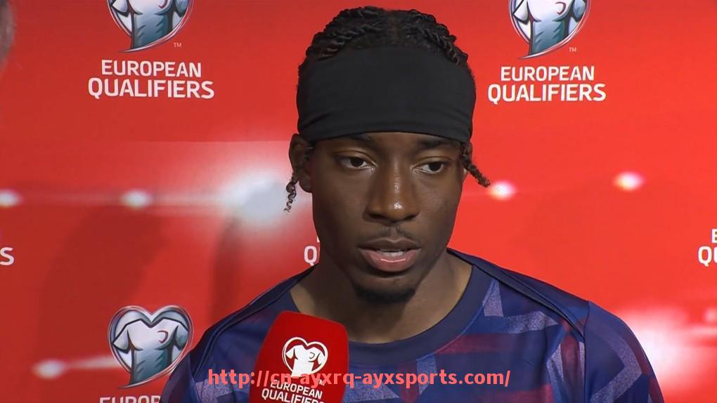 爱游戏体育-英超球队的队徽:英超各球队的队徽设计与象征意义 爱游戏体育-英超球队的队徽:英超各球队的队徽设计与象征意义